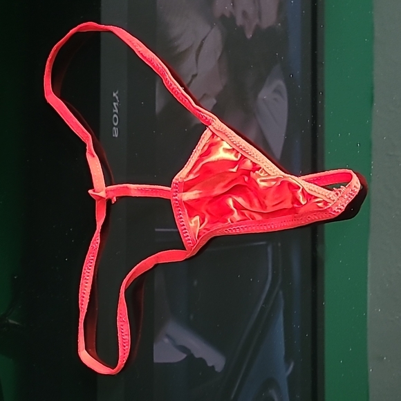 Women's satin Lounge. - Picture 3 of 4